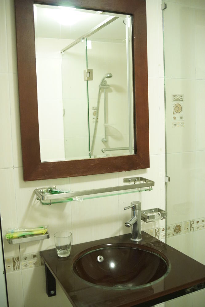 Douceur De L'Aube Hotel Hanoi Exterior photo